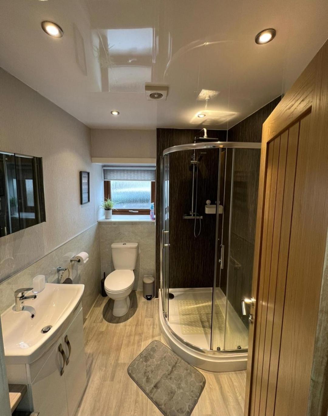 5 Riverside Place Thurso. 2 Bed, 2 Bathrooms. Экстерьер фото